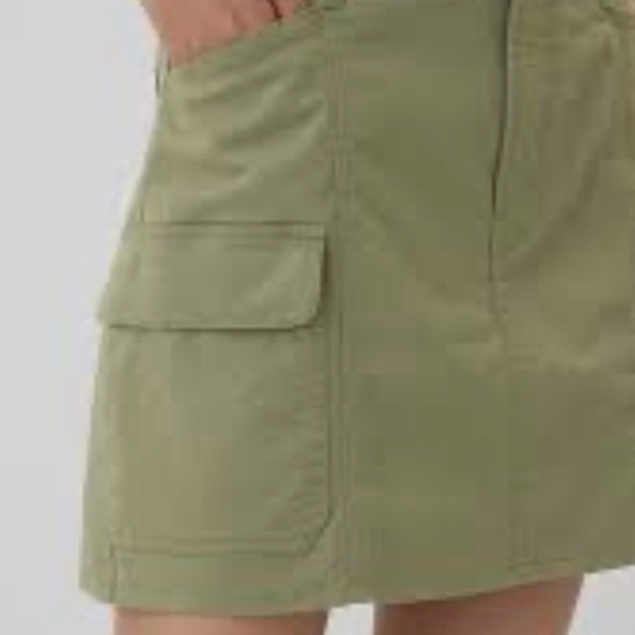 Gap Olive Green Cargo Pocket Mini Skirt Size 10 - Picture 6 of 14